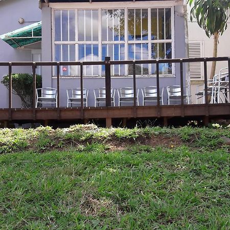 Upperroom Guesthouseムババーネ エクステリア 写真
