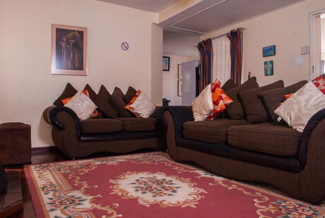 Upperroom Guesthouseムババーネ エクステリア 写真