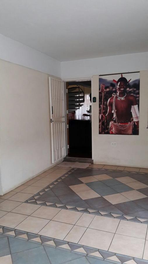 Upperroom Guesthouseムババーネ エクステリア 写真